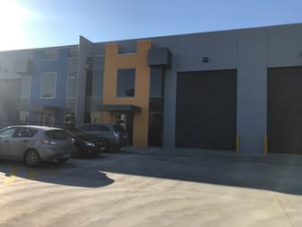 2/7 Morialta Road Cranbourne West VIC 3977 - Image 2