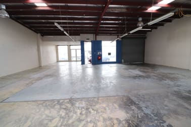 2/25 New Street Frankston VIC 3199 - Image 2