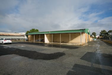 Unit 4/9 Pilbara Street Welshpool WA 6106 - Image 1