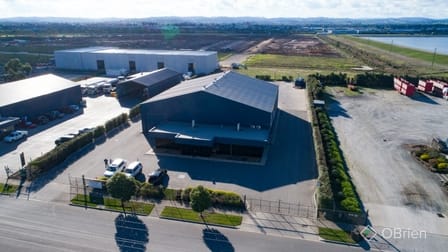 9 Drovers Place Pakenham VIC 3810 - Image 2