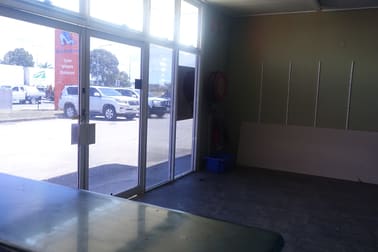 2/35 Connors Road Paget QLD 4740 - Image 3