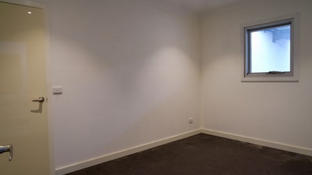 Click to view all images 123 Cranwell Street Braybrook VIC 3019 - Image 3