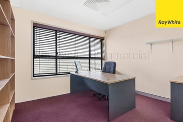 3b/5 Executive Drive Burleigh Waters QLD 4220 - Image 2