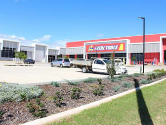 Drive Thru/234 McDougall Street Glenvale QLD 4350 - Image 2