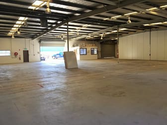 Unit 4 26 Industrial Avenue Molendinar QLD 4214 - Image 2