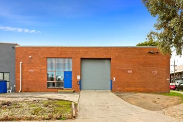 7 Monomeeth Drive Mitcham VIC 3132 - Image 1