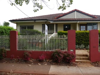 2/118 Herries Street East Toowoomba QLD 4350 - Image 1