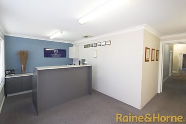 58 Bultje Street Dubbo NSW 2830 - Image 2