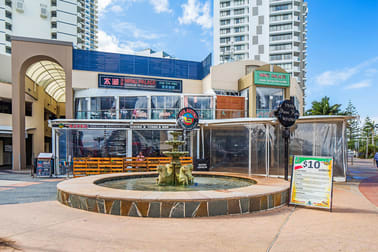 16/15 Victoria Avenue Broadbeach QLD 4218 - Image 2