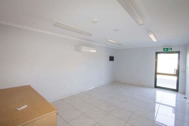 30 Harwell Way Wedgefield WA 6721 - Image 2