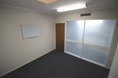 31/129 Lake Street Cairns City QLD 4870 - Image 3