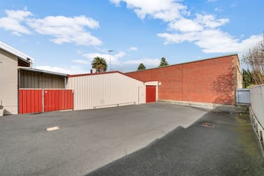 73 Victoria Street Victor Harbor SA 5211 - Image 2