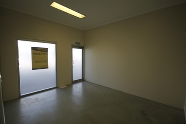 2/13 Hook Street Capalaba QLD 4157 - Image 2
