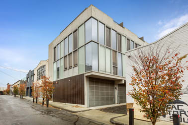 2/2 Yarra Street South Melbourne VIC 3205 - Image 1
