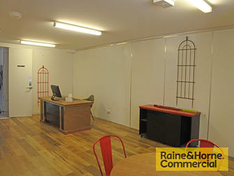1/68 Commercial Road Newstead QLD 4006 - Image 3
