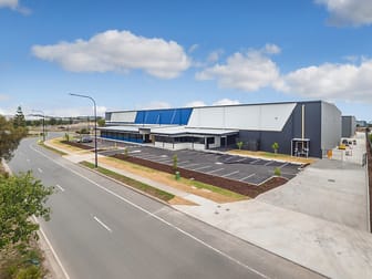 2/70 Tradecoast Drive Eagle Farm QLD 4009 - Image 1