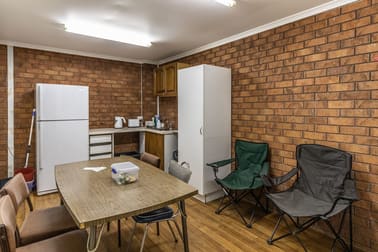 1/10 Collins Road Melton VIC 3337 - Image 2