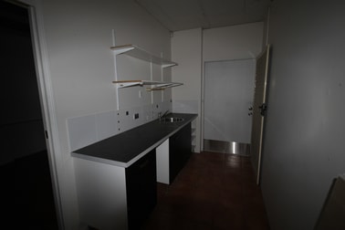 4B/125 Old Cleveland Road Capalaba QLD 4157 - Image 3