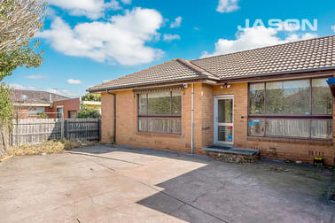 2/27 Gladstone Park Drive Gladstone Park VIC 3043 - Image 2