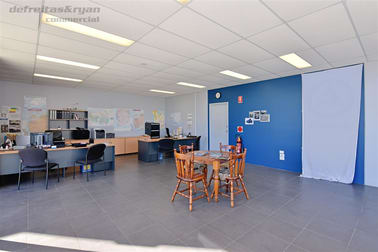 2/5 Geelong Court Bibra Lake WA 6163 - Image 3