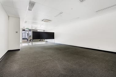 2/151-153 Gilles Street Adelaide SA 5000 - Image 3