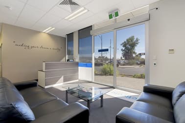2/32-36 Metro Parade Mawson Lakes SA 5095 - Image 2