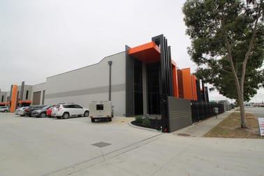 2 Rawanne Close Pakenham VIC 3810 - Image 2