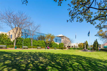 4/300 Albany Highway Victoria Park WA 6100 - Image 2