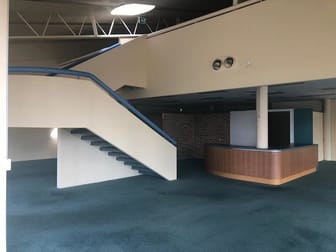 4/Unit 4, 151 Newcastle Street Fyshwick ACT 2609 - Image 2