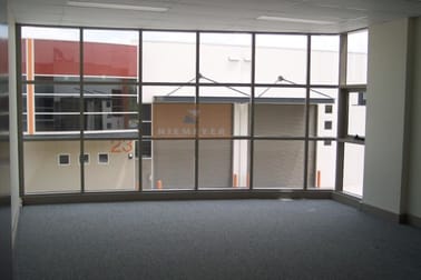 31 Governor Macquarie Drive Chipping Norton NSW 2170 - Image 2