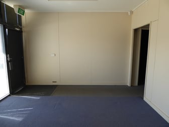 2/20 Queen Street Wodonga VIC 3690 - Image 3