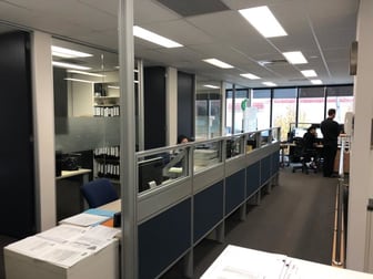 2/2 Phillip Port Melbourne VIC 3207 - Image 3