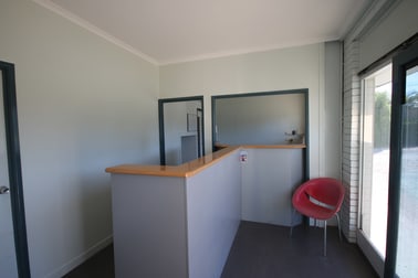 1/125 Russell Street Cleveland QLD 4163 - Image 2