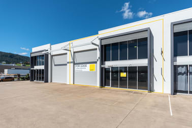 2/8 Myer Lasky Drive Cannonvale QLD 4802 - Image 2