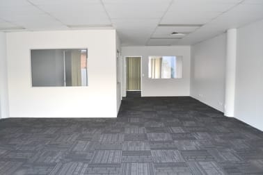 4/3368 Pacific Highway Springwood QLD 4127 - Image 2
