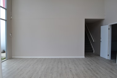 1a/7 Waterway Drive Coomera QLD 4209 - Image 3