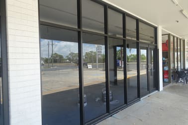 4/2 Ungerer Street North Mackay QLD 4740 - Image 3