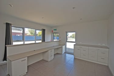 102 Whitelaw Avenue Delacombe VIC 3356 - Image 2