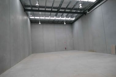 2/7 Geehi Way Ravenhall VIC 3023 - Image 2