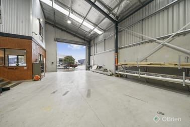 8 Graham Court Pakenham VIC 3810 - Image 3