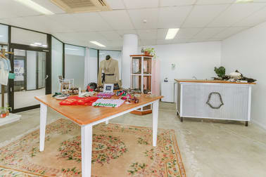 8/2-4 Ocean Street Maroochydore QLD 4558 - Image 3