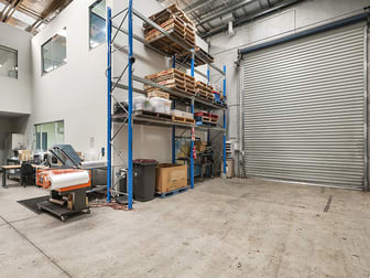 3/21 Howleys Road Notting Hill VIC 3168 - Image 2