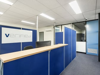 3/21 Howleys Road Notting Hill VIC 3168 - Image 3