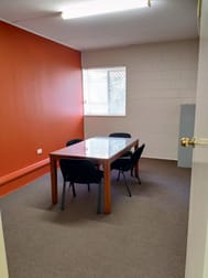 Level 2, 1/52 Egerton Street Emerald QLD 4720 - Image 2