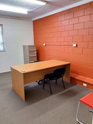 Level 2, 1/52 Egerton Street Emerald QLD 4720 - Image 3