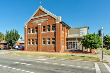 2/497 Smollett Street Albury NSW 2640 - Image 1
