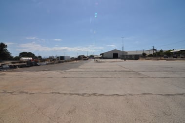 115-147 Perkins Street South Townsville QLD 4810 - Image 2