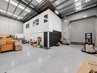11/25 Howleys Road Notting Hill VIC 3168 - Image 2
