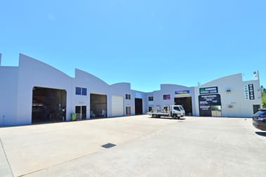 Unit 4/2 Premier Circuit Warana QLD 4575 - Image 2