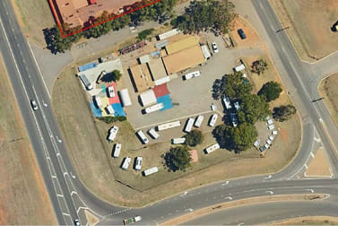 Click to view all images 215 Flores Road Geraldton WA 6530 - Image 1